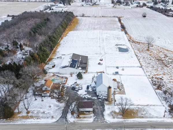 $675,000 | 29153 South Klemme Road, Beecher, IL 60401