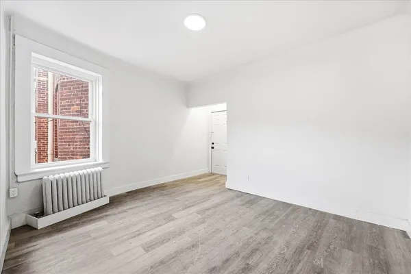 $2,000 | 117 Corbin Avenue, Unit 405, Jersey City, NJ 07306