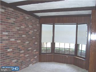 14 Dewey Road Cheltenham, PA 19012 - Photo 3 of 10 Family Room