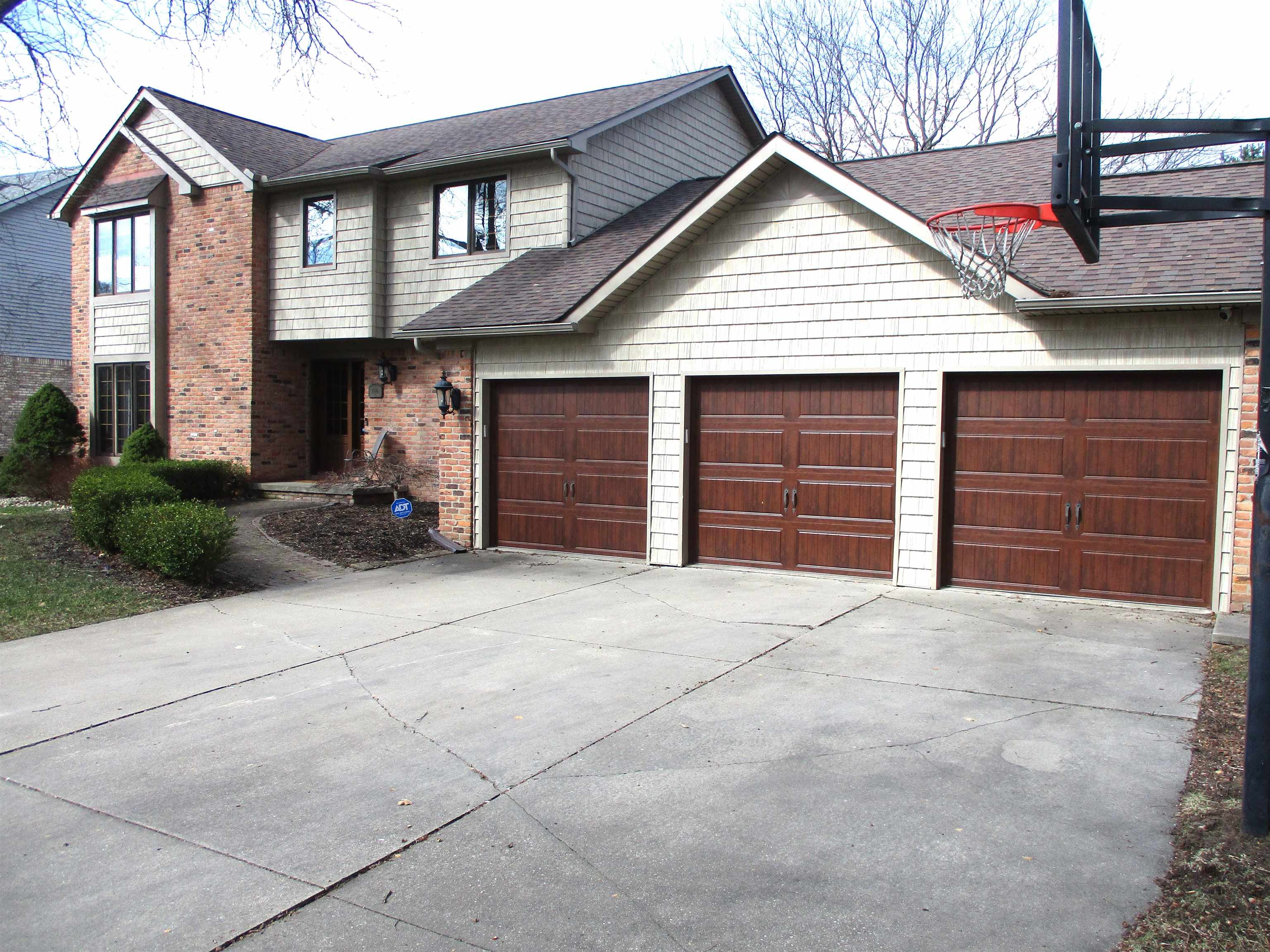 11516 Kings Coach Road Grand Blanc, MI 48439 - Photo 39 of 54 50135897-a02b91be-7255-4e01-baf7-65c36c151926.JPG