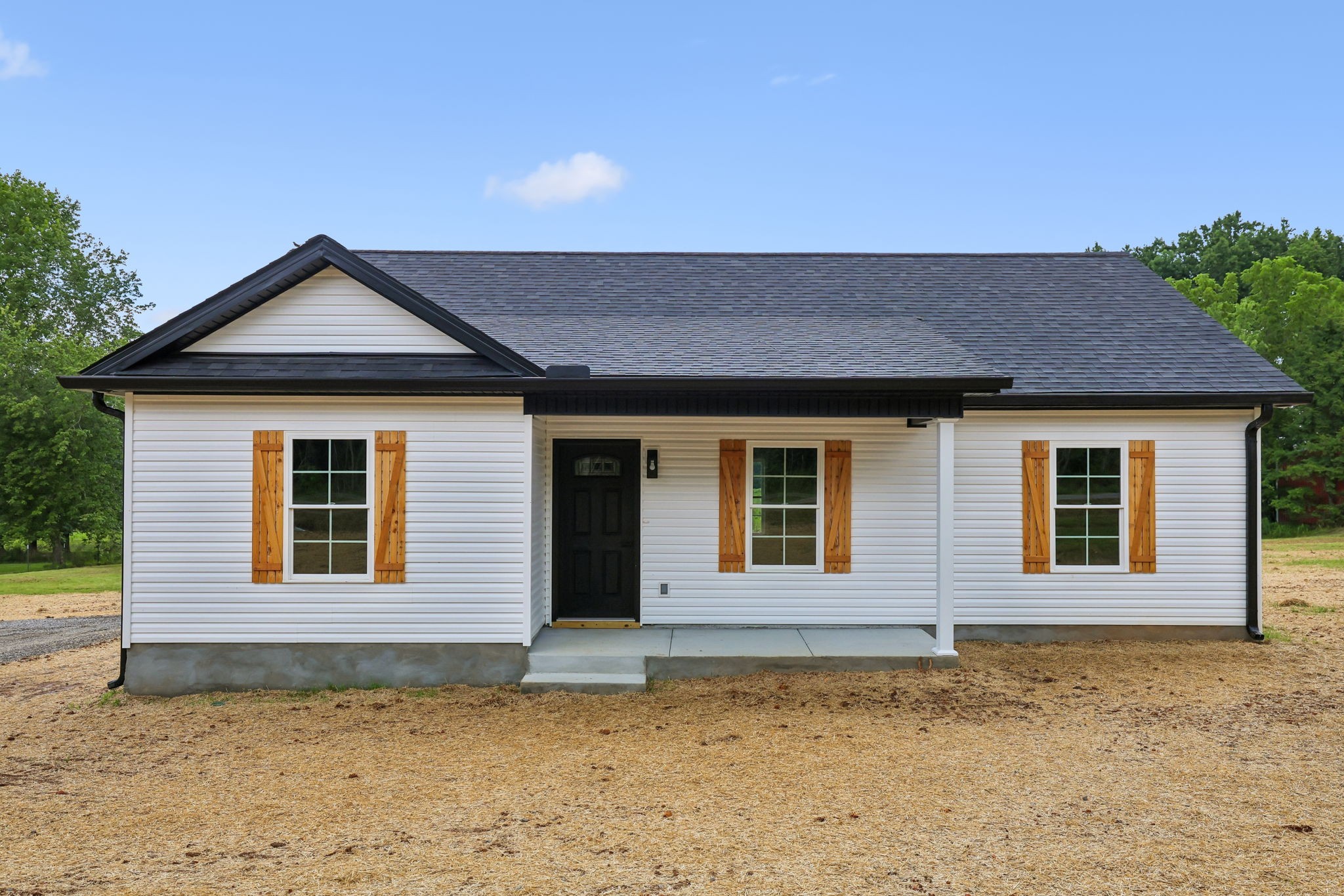 1997 Short Mountain Road Woodbury, TN 37190 - Photo 1 of 42 Gallery Image 1
