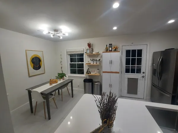 $2,100 | 1850 Portsmouth Street, Unit 1, Houston, TX 77098