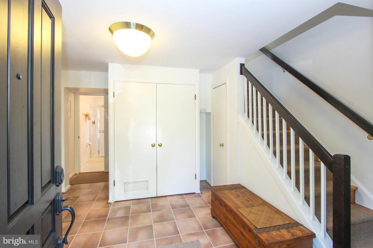 6515 East Halbert Road Bethesda, MD 20817 - Photo 2 of 21 Interior (General)