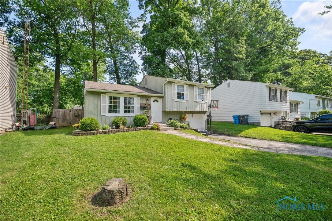 4252 Foxchapel Road Toledo, OH 43607 - Photo 2 of 29 Gallery Image 2