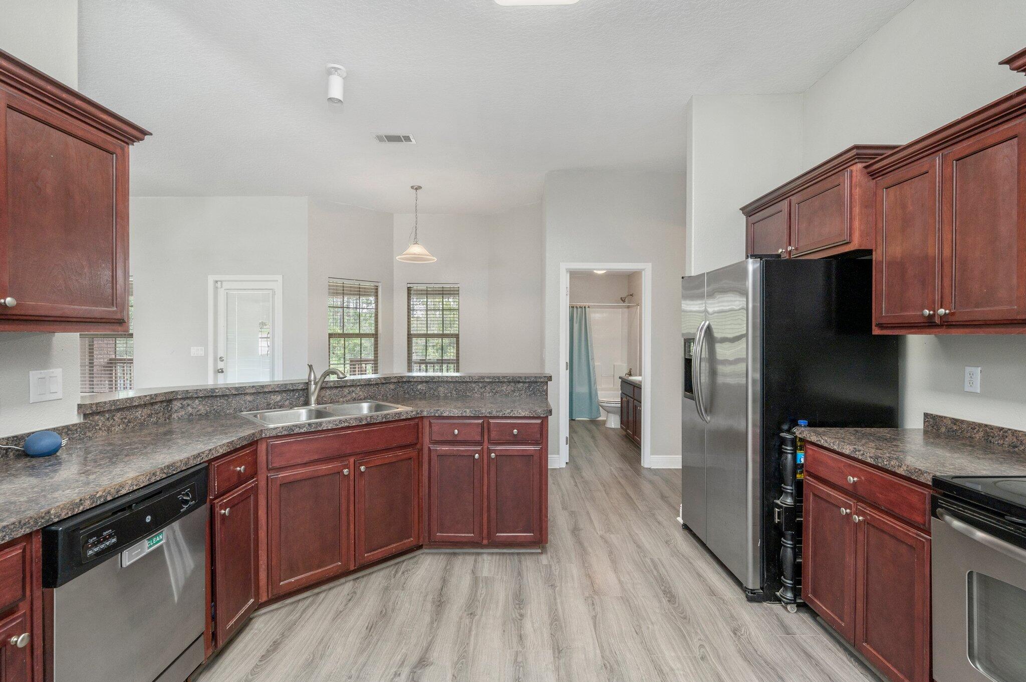 234 Raptor Drive Crestview, FL 32536 - Photo 14 of 30 Kitchen