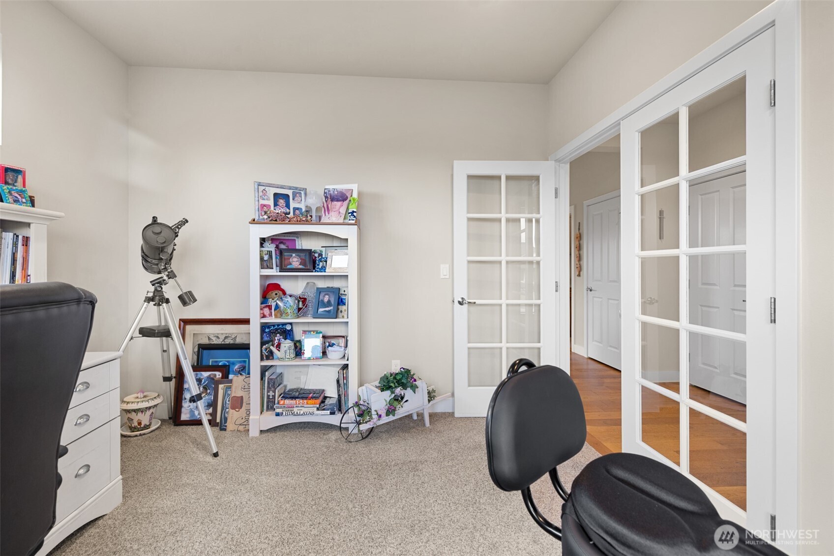 440 Blue Glacier Loop Sequim, WA 98382 - Photo 21 of 34 a view of a livingroom with furniture and a workspace