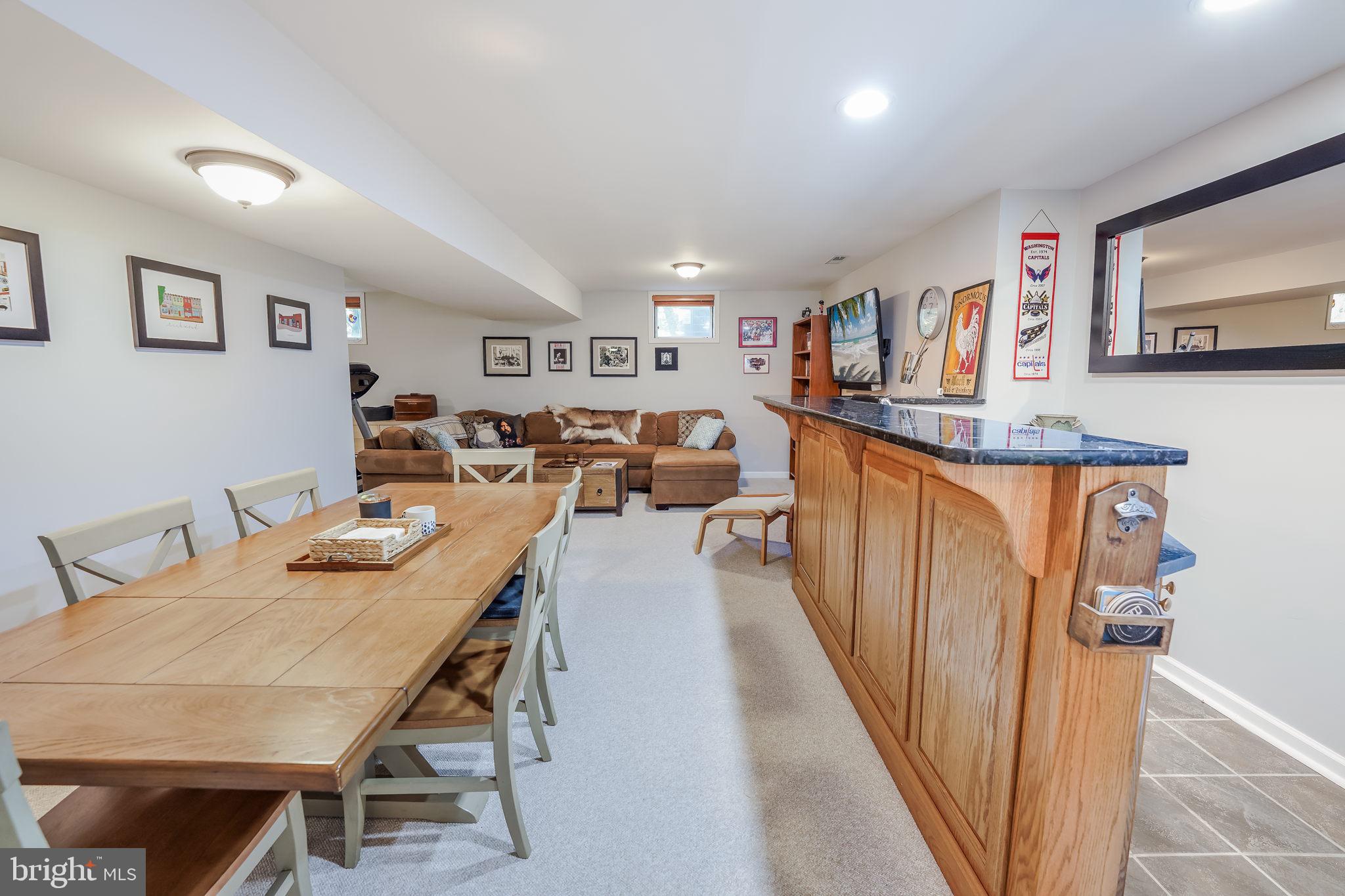 12080 Coloriver Road Manassas, VA 20112 - Photo 46 of 58 granite bar