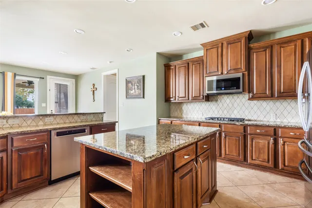 $585,000 | 16011 Verdi Way Court, Houston, TX 77044