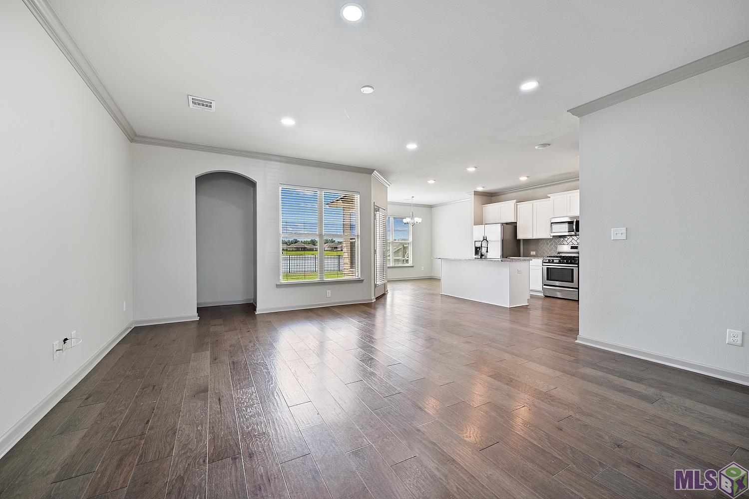 1237 Foxtail Drive Baton Rouge, LA 70820 - Photo 2 of 10