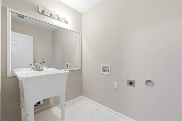 $4,500 | 220 Clipper Bay Drive, Alpharetta, GA 30005