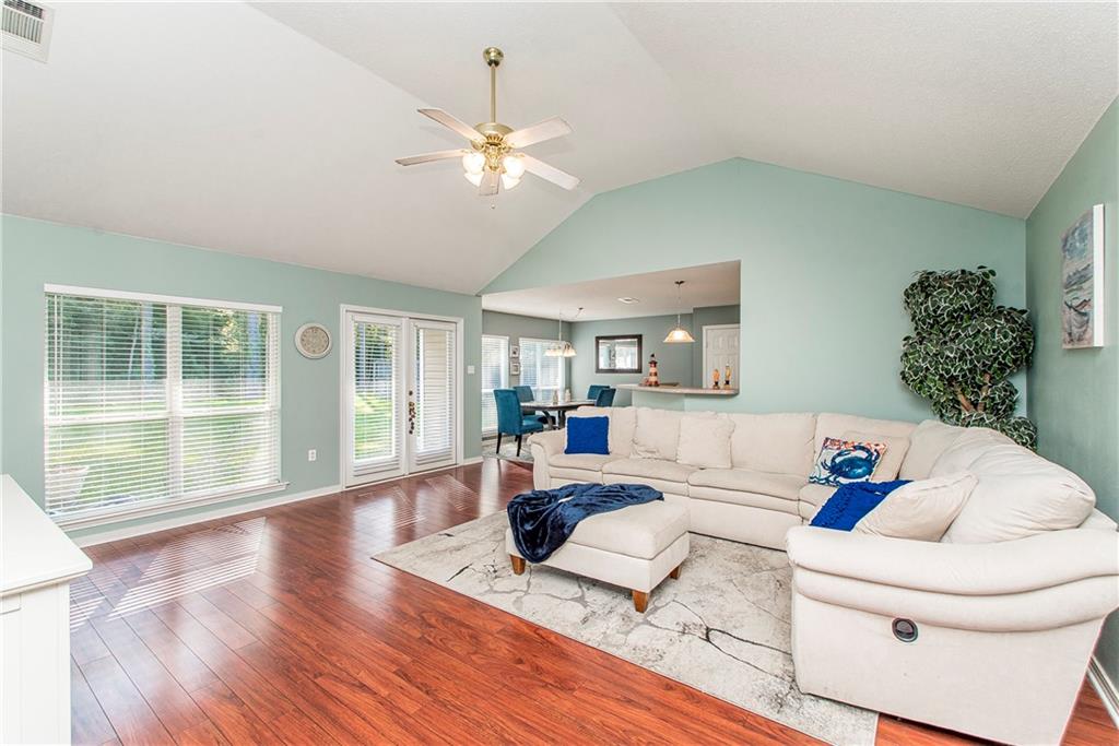 752 Simpson Way Covington, LA 70435 - Photo 2 of 15