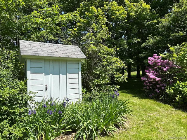 $1,395,000 | 226 County Route 17, Valatie, NY 12184