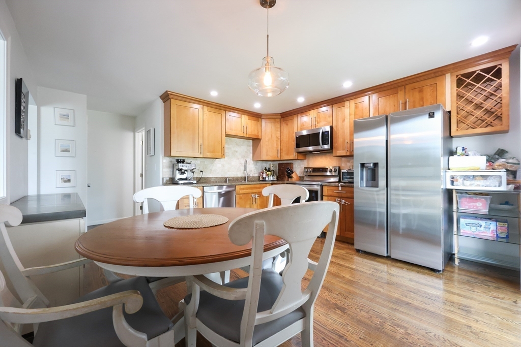 10 Erick Road, Unit 4 Mansfield, MA 02048 - Photo 23 of 42 Gallery Image 23