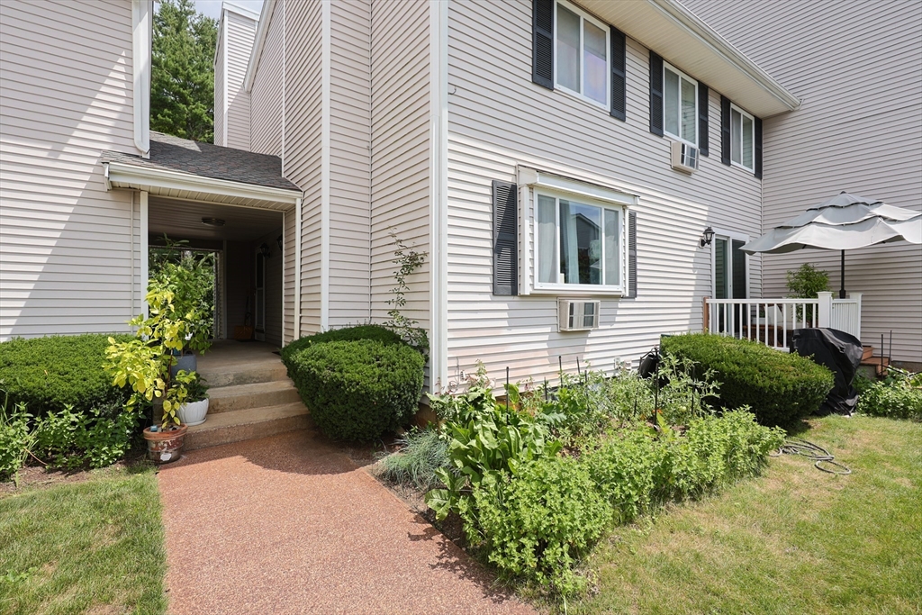 10 Erick Road, Unit 4 Mansfield, MA 02048 - Photo 38 of 42 Gallery Image 38