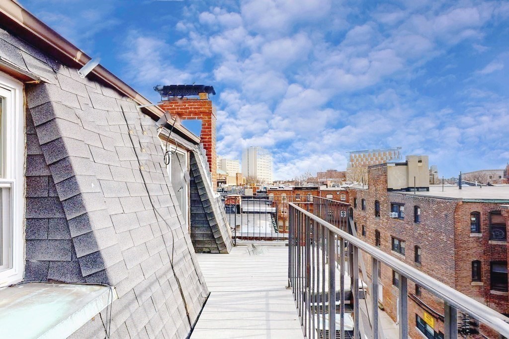 16 Symphony Road, Unit 5 Boston, MA 02115 - Photo 14 of 36 a view of balcony with double
