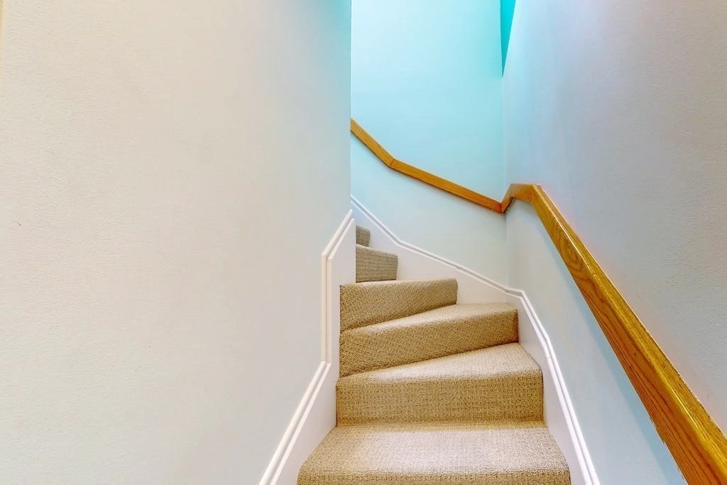 16 Symphony Road, Unit 5 Boston, MA 02115 - Photo 2 of 36 a view of entryway