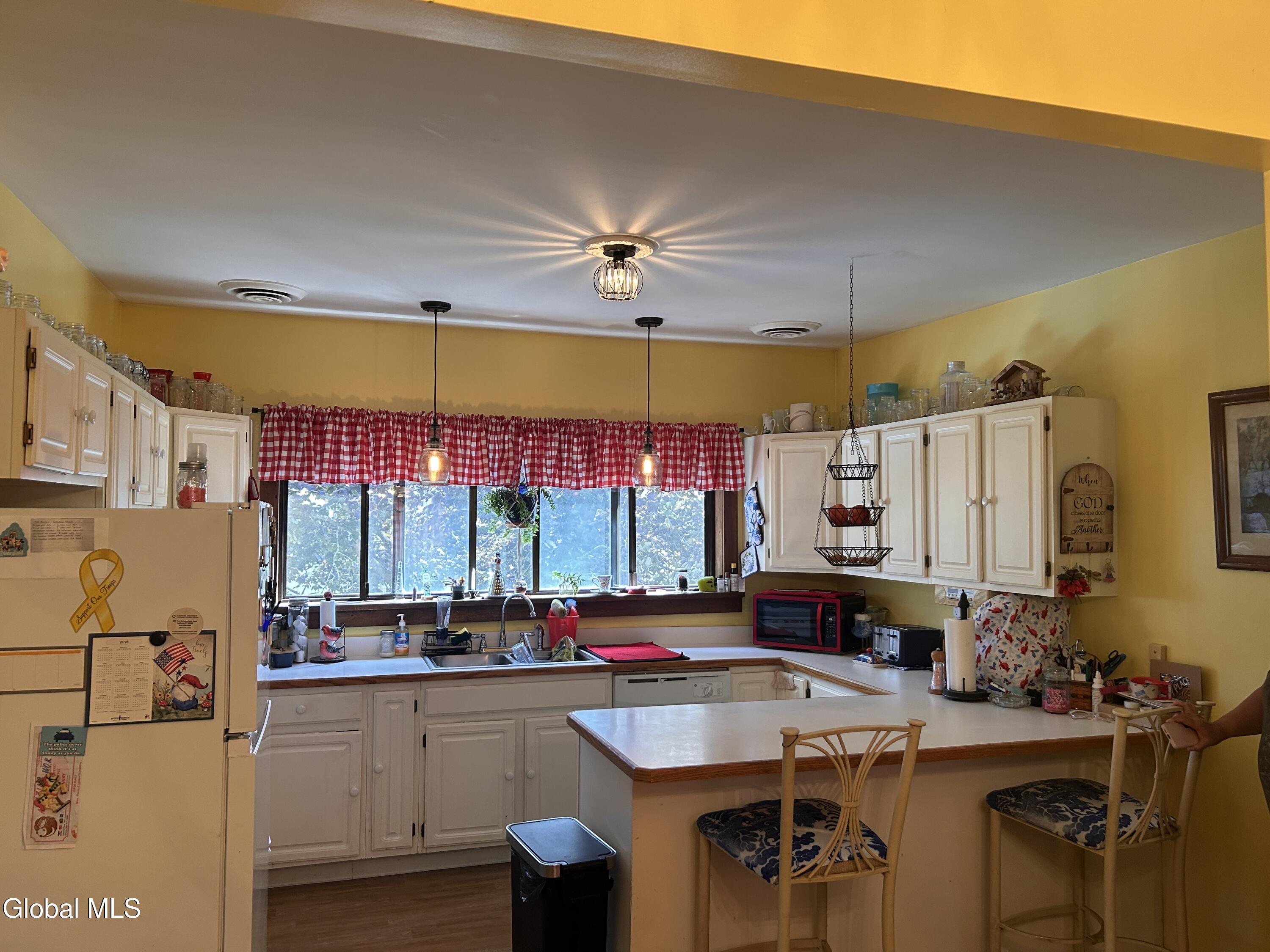 3 Buchanan Avenue Schenectady, NY 12304 - Photo 38 of 61 IMG_3093 2