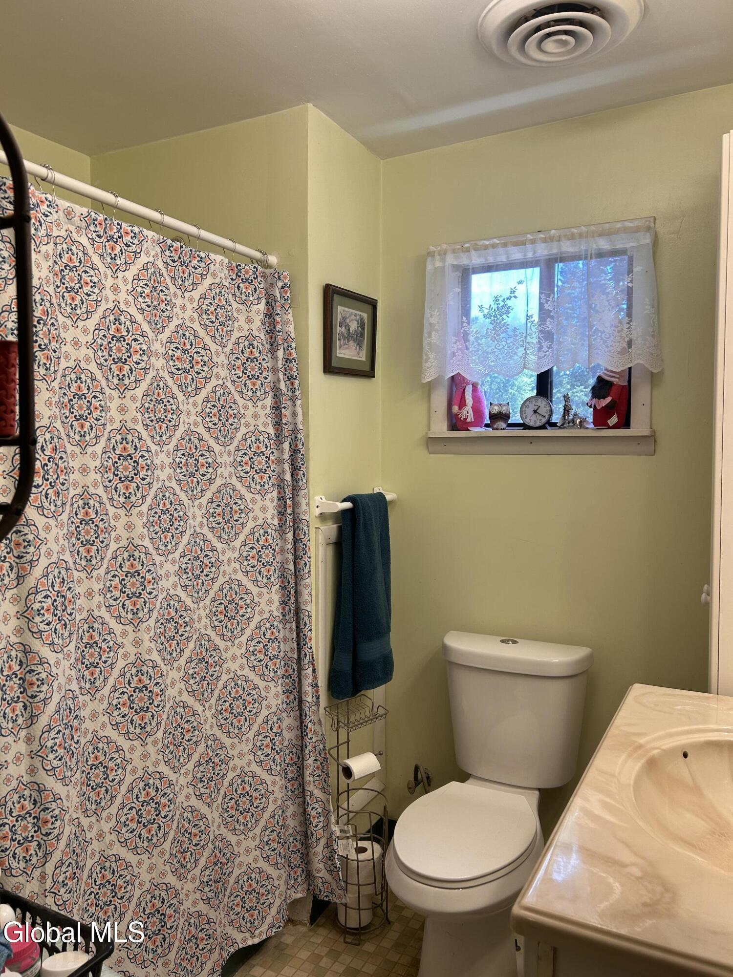 3 Buchanan Avenue Schenectady, NY 12304 - Photo 42 of 61 IMG_3106 2