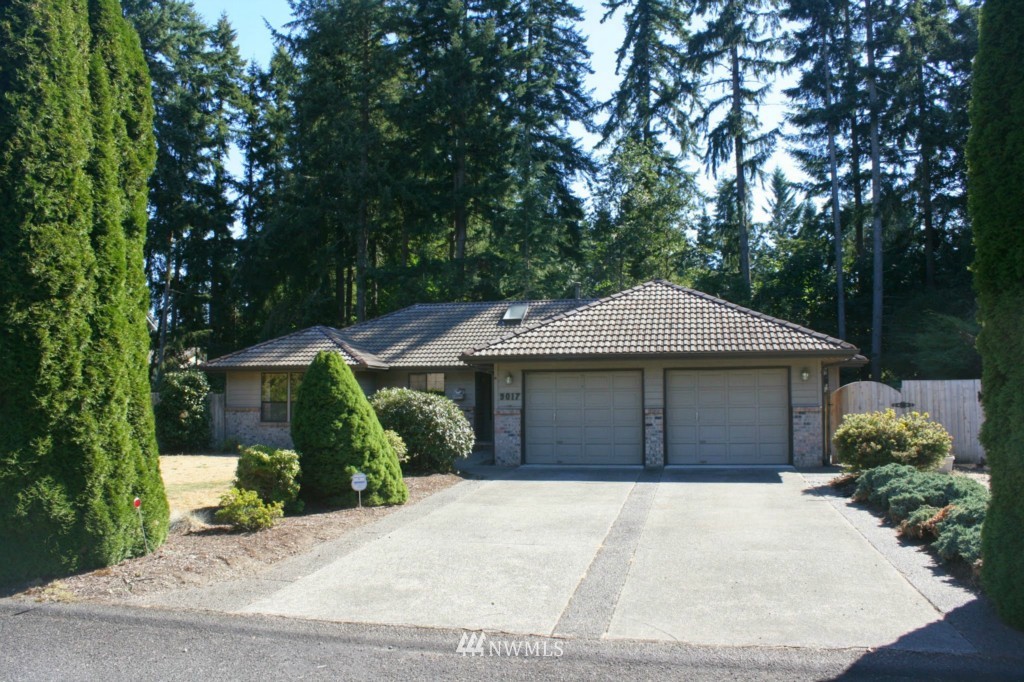 9017 Autumn Line Loop Southeast Olympia, WA 98513 - Photo 2 of 25 Gallery Image 2