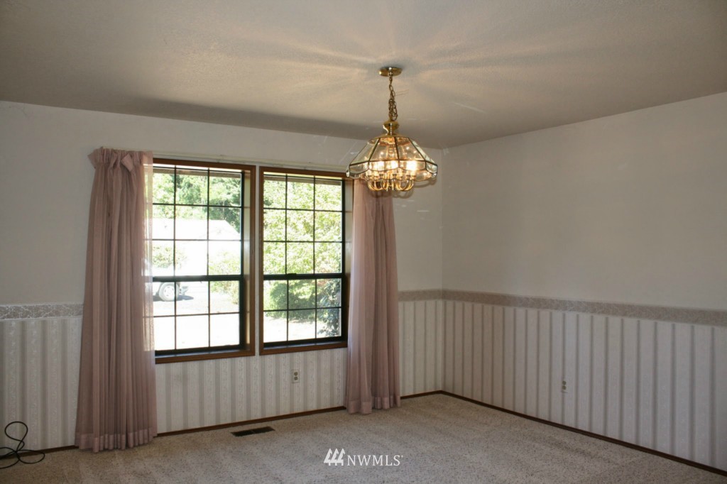 9017 Autumn Line Loop Southeast Olympia, WA 98513 - Photo 12 of 25 Gallery Image 12