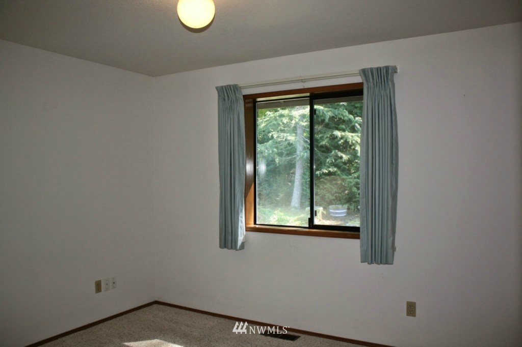 9017 Autumn Line Loop Southeast Olympia, WA 98513 - Photo 22 of 25 Gallery Image 22