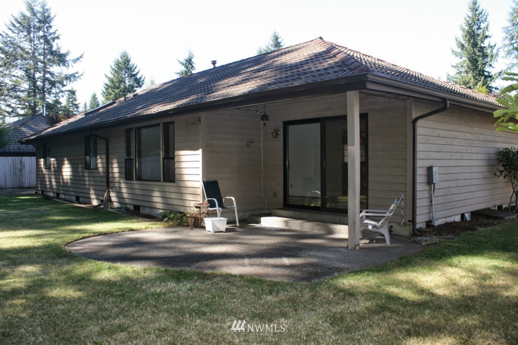 9017 Autumn Line Loop Southeast Olympia, WA 98513 - Photo 5 of 25 Gallery Image 5