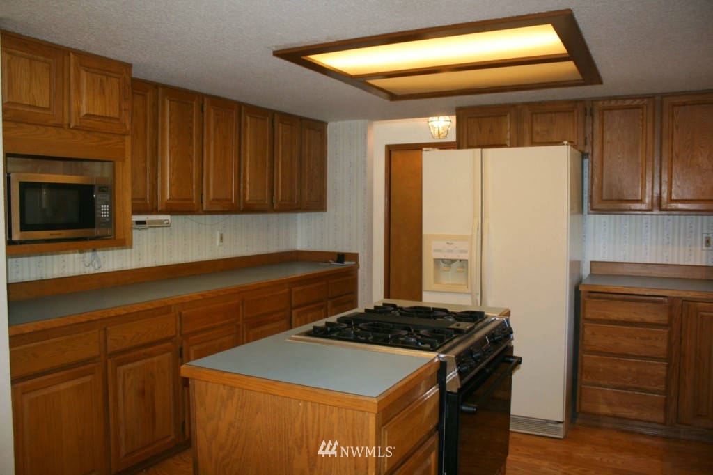 9017 Autumn Line Loop Southeast Olympia, WA 98513 - Photo 9 of 25 Gallery Image 9