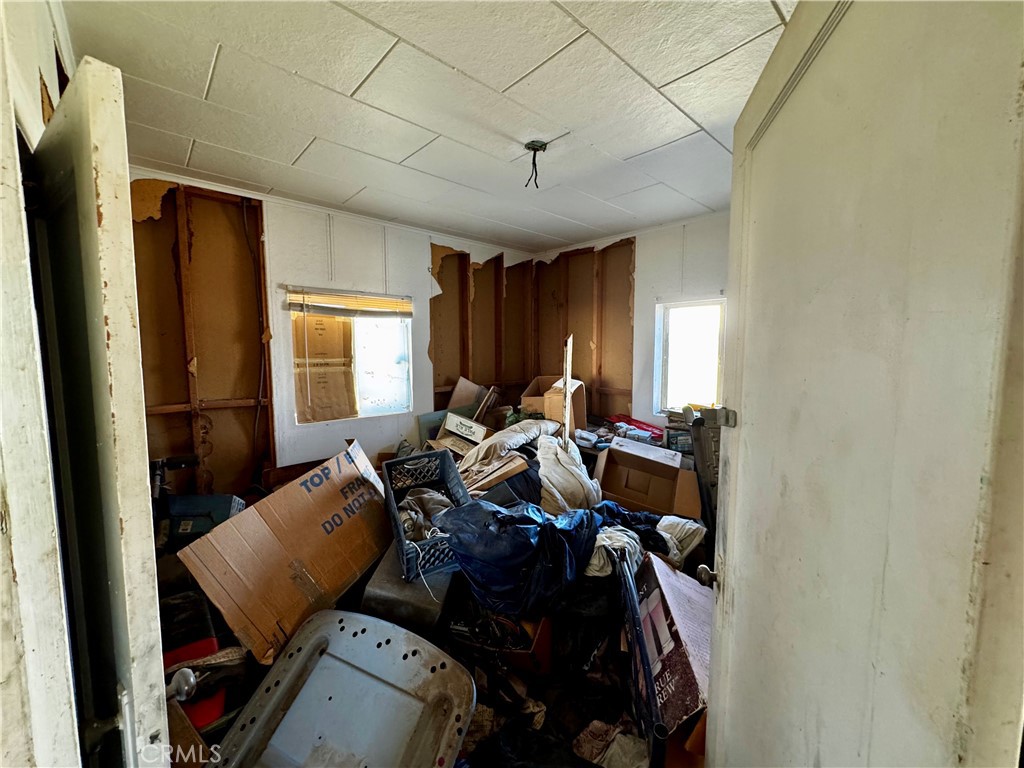 310 Walnut Street Needles, CA 92363 - Photo 15 of 17 Bedroom 1