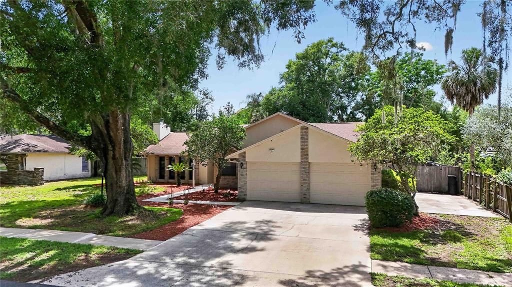 207 Pinecrest Road Mount Dora, FL 32757 - Photo 3 of 40