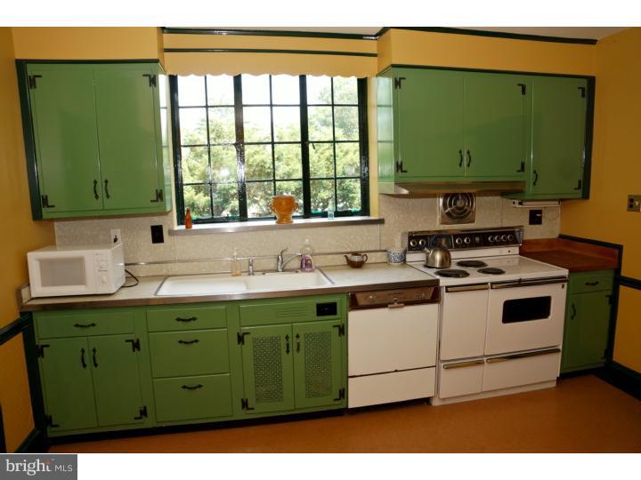 422 Newbold Road Jenkintown, PA 19046 - Photo 22 of 25 Kitchen