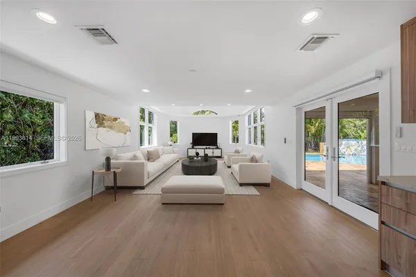 $21,000 | 5120 Carillo Street, Coral Gables, FL 33146