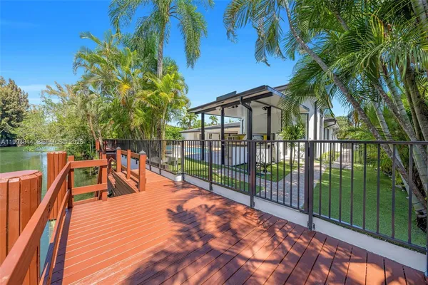 $21,000 | 5120 Carillo Street, Coral Gables, FL 33146