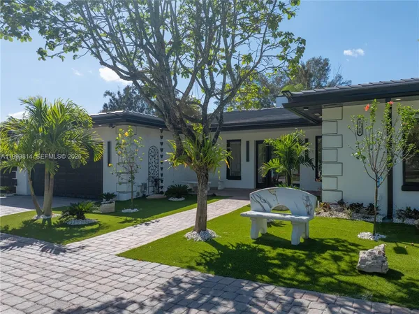 $21,000 | 5120 Carillo Street, Coral Gables, FL 33146