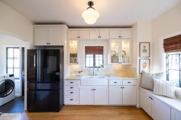 $1,000,000 | 330 West Almeria Road, Phoenix, AZ 85003