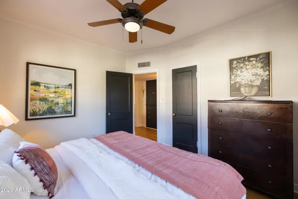 $1,000,000 | 330 West Almeria Road, Phoenix, AZ 85003