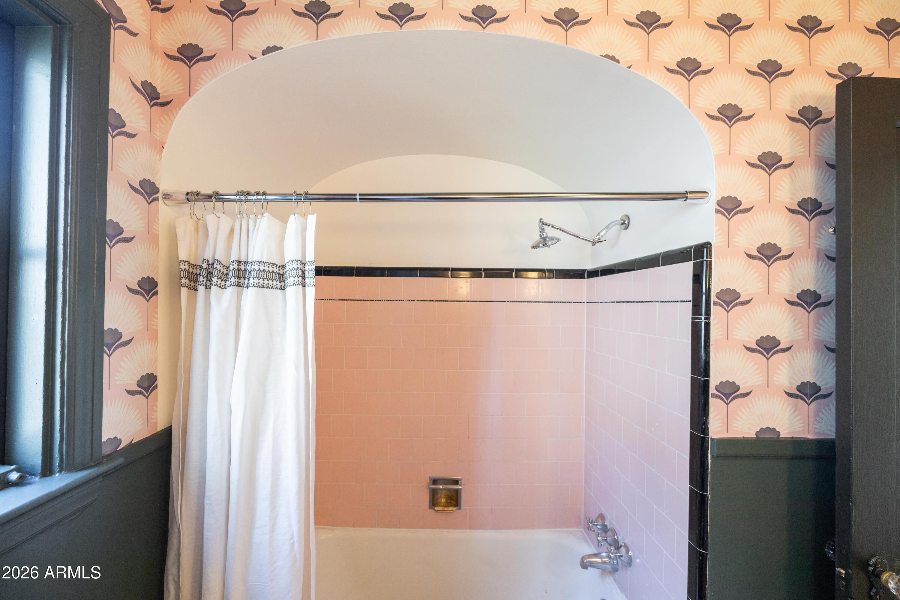 330 West Almeria Road Phoenix, AZ 85003 - Photo 29 of 66 Original Tilework