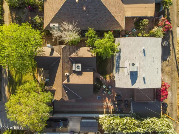 $1,000,000 | 330 West Almeria Road, Phoenix, AZ 85003