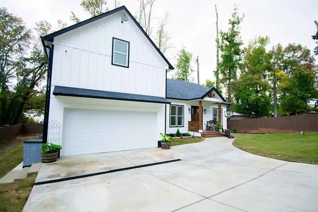 $449,500 | 4042 Brock Drive, Oakwood, GA 30566