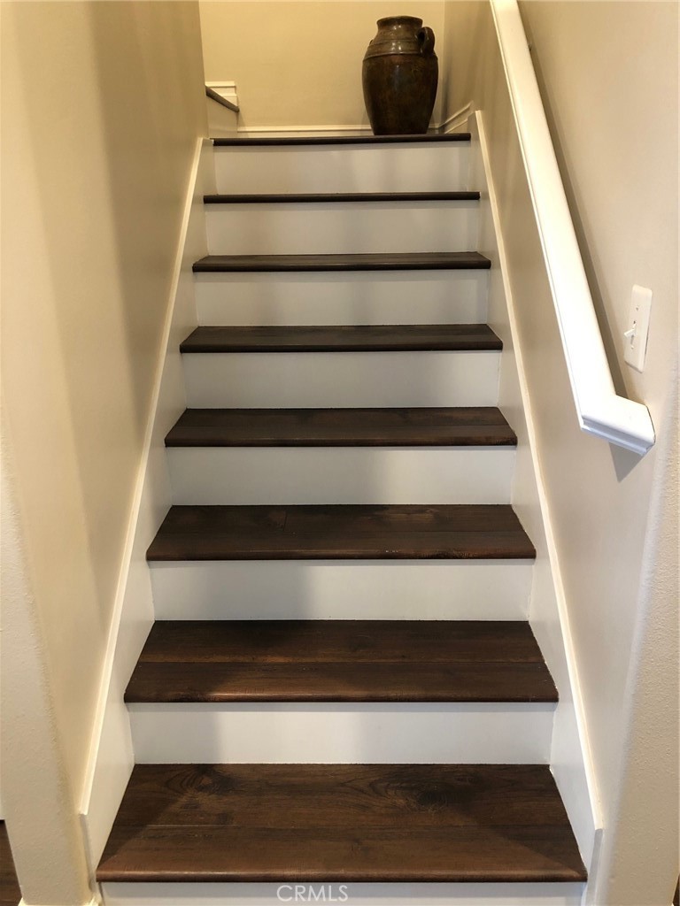 25530 Hemingway Avenue Stevenson Ranch, CA 91381 - Photo 15 of 29 a view of entryway