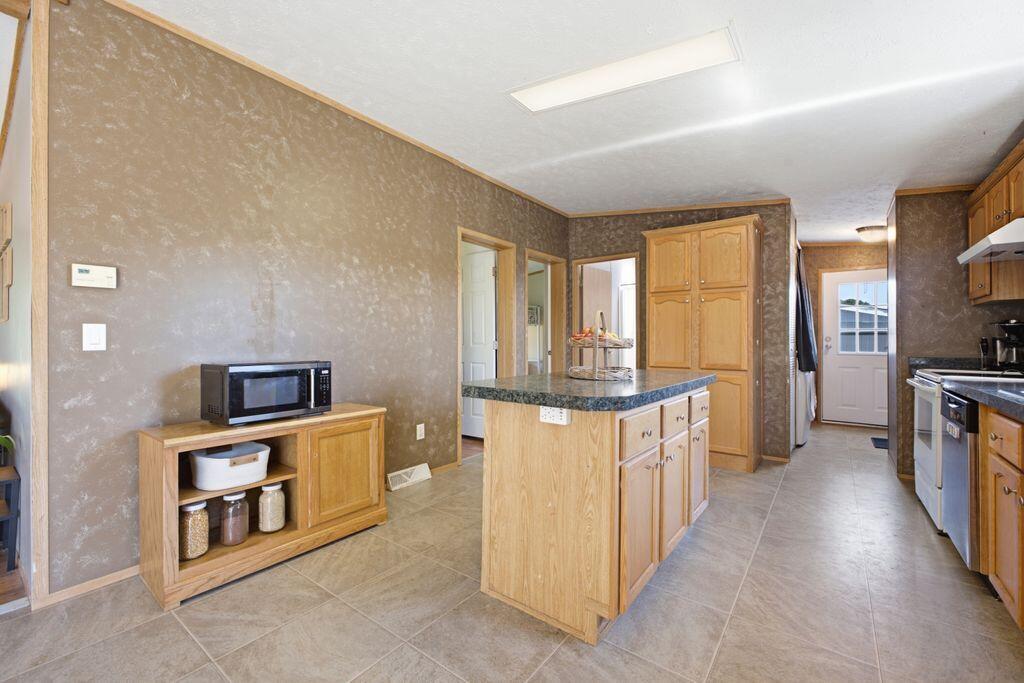 18 Riverside Terrace Sidney, ME 04330 - Photo 14 of 32 14