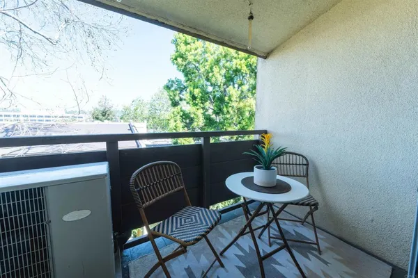 $3,100 | 1615 Hotel Circle South, Unit D306, San Diego, CA 92108