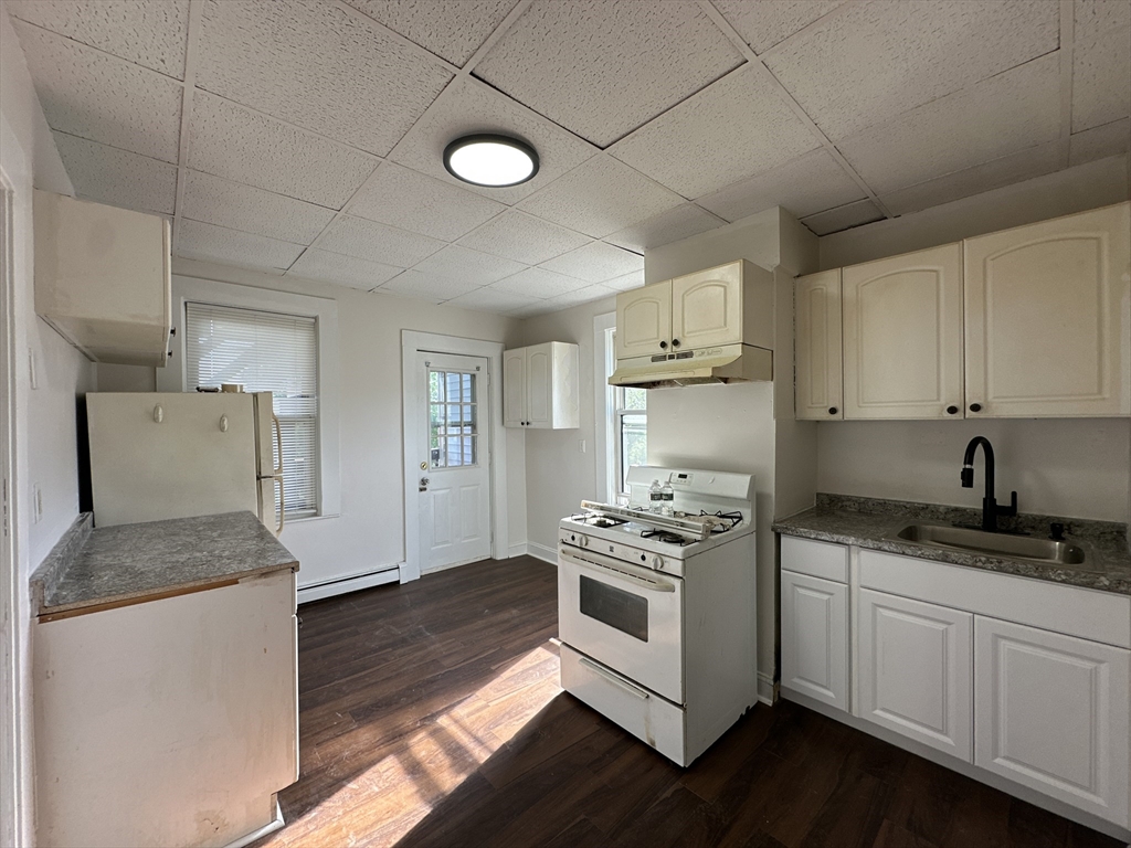 39 Louis Street, Unit 2 Chelsea, MA 02150 - Photo 10 of 14