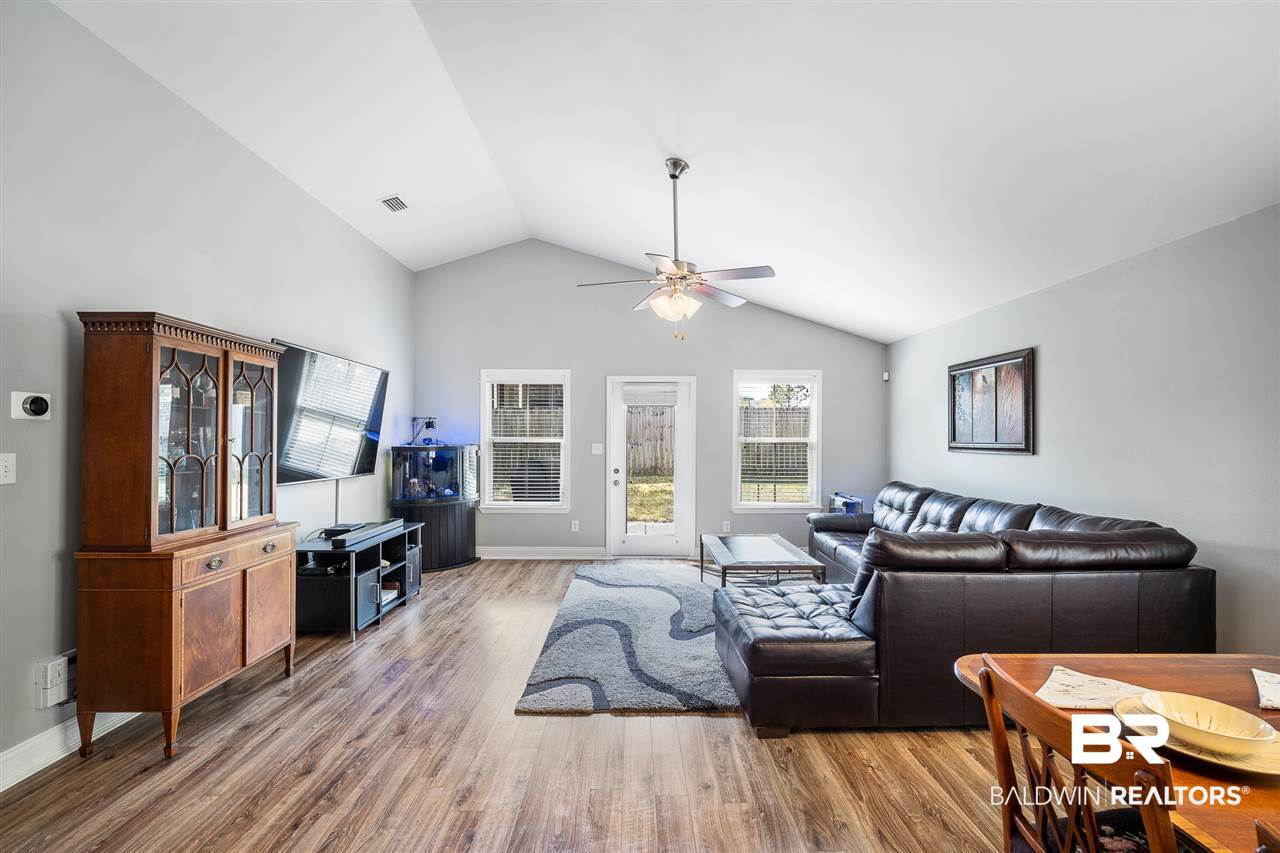 8075 Brookside Lane Daphne, AL 36526 - Photo 9 of 26 Great Room