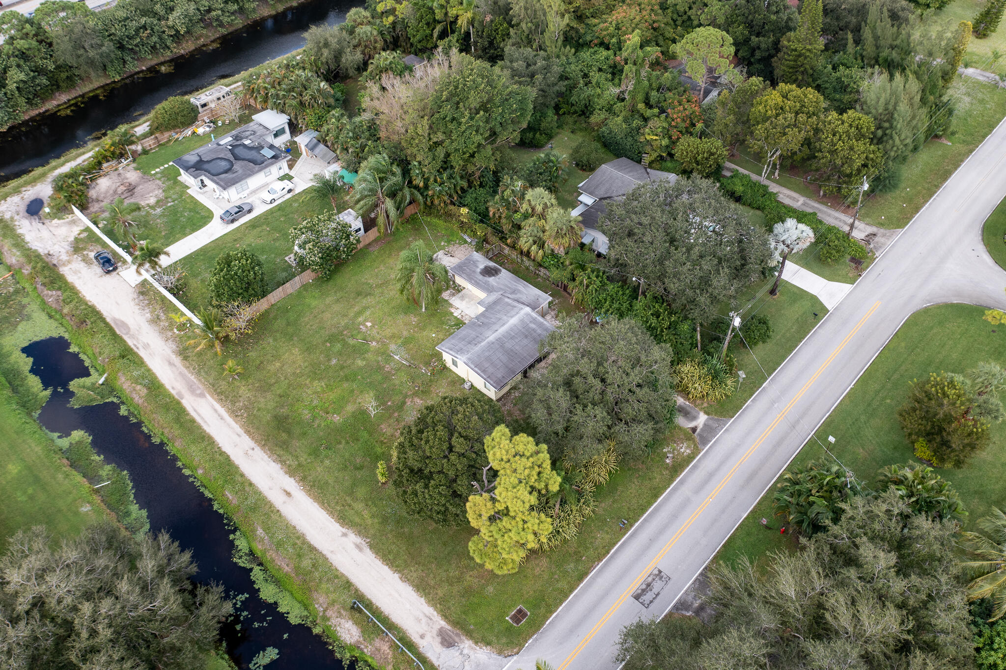 152 Akron Road Lake Worth, FL 33467 - Photo 6 of 33 152 Akron Rd - Lake Worth, Fl-4