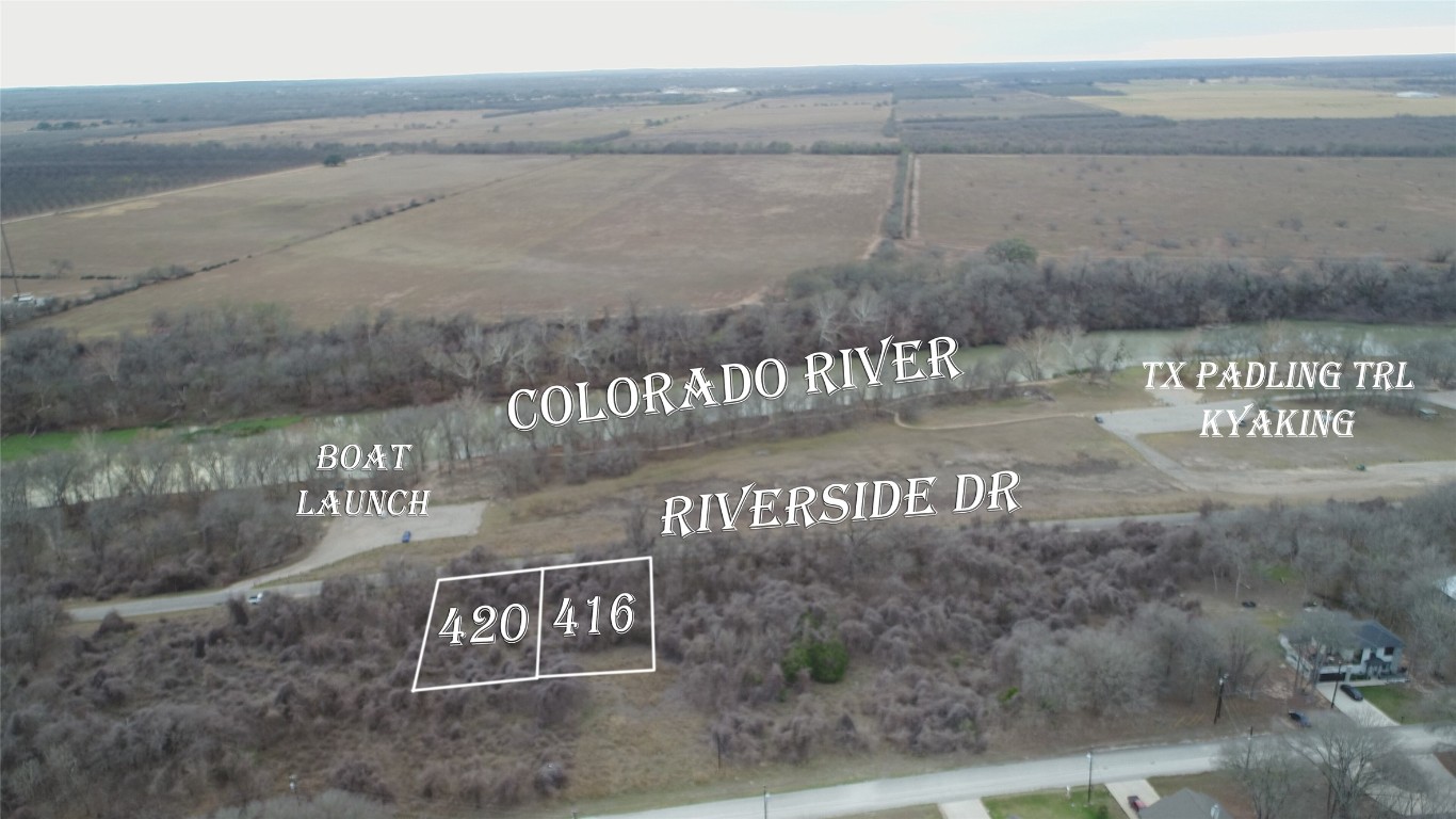 a outdoor space with a couple of street view