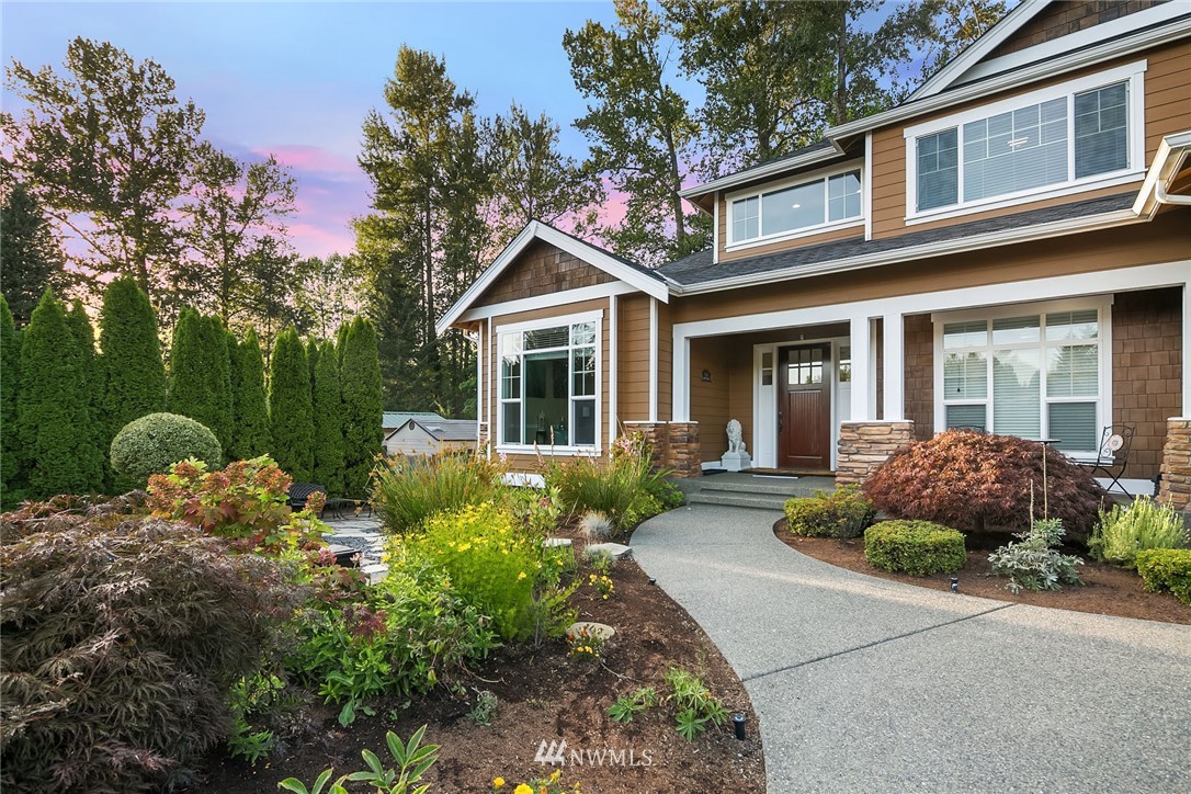 5318 Northeast 1st Street Renton, WA 98059 - Photo 3 of 25