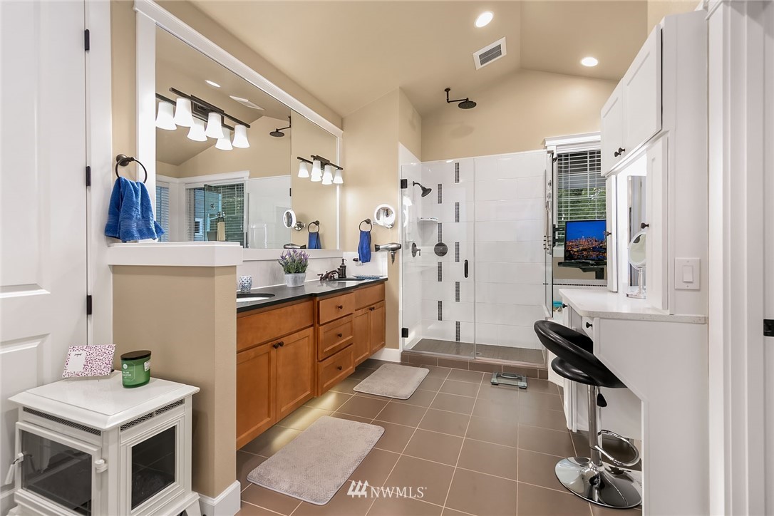 5318 Northeast 1st Street Renton, WA 98059 - Photo 21 of 25