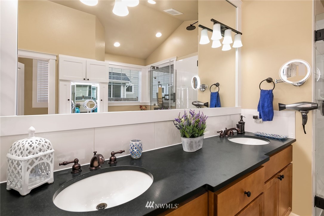 5318 Northeast 1st Street Renton, WA 98059 - Photo 22 of 25