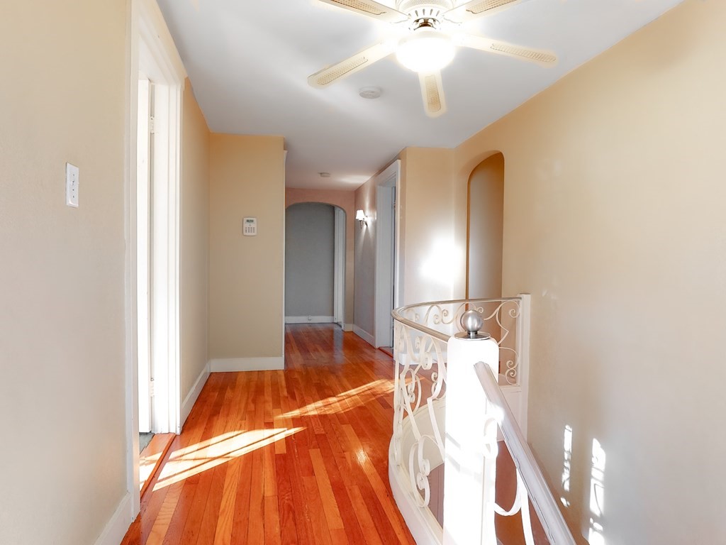 21 Hawthorne Road Swampscott, MA 01907 - Photo 11 of 32 Gallery Image 11