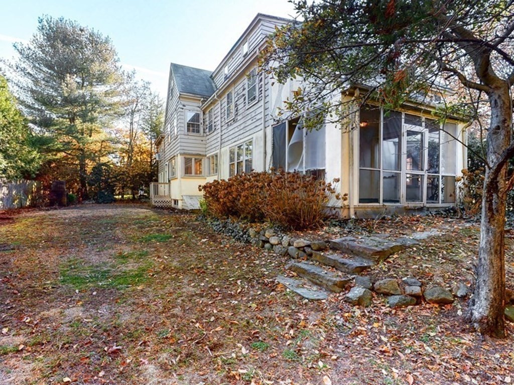 21 Hawthorne Road Swampscott, MA 01907 - Photo 28 of 32 Gallery Image 28